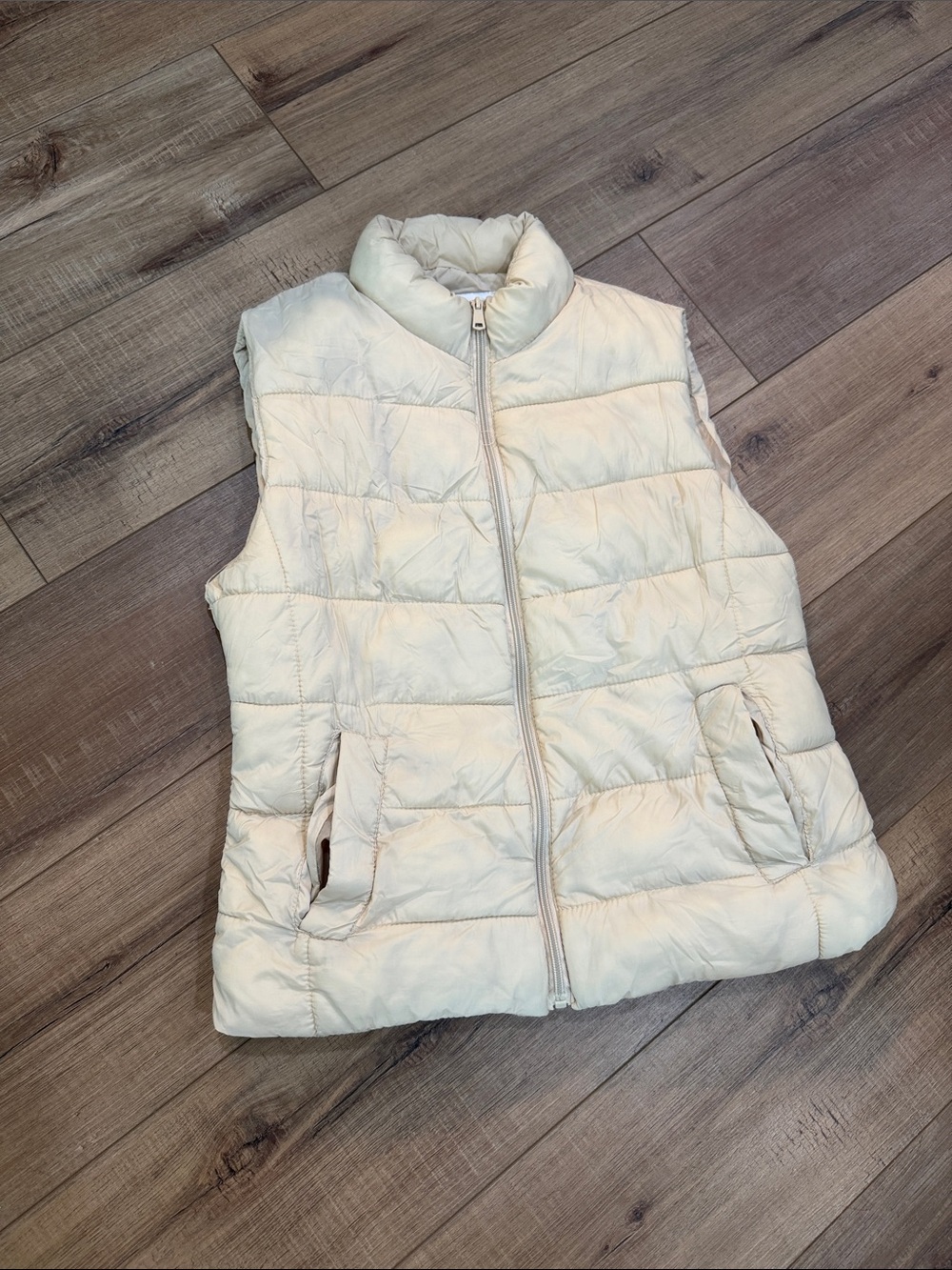 Light Cream Quilted Puffer Vest - Women's Zip Front